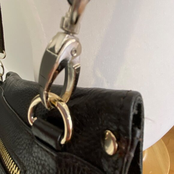 G.M. Shi Jia Black Pebbled Leather Crossbody Bag With Adjustable Strap & Secure - Picture 7 of 13